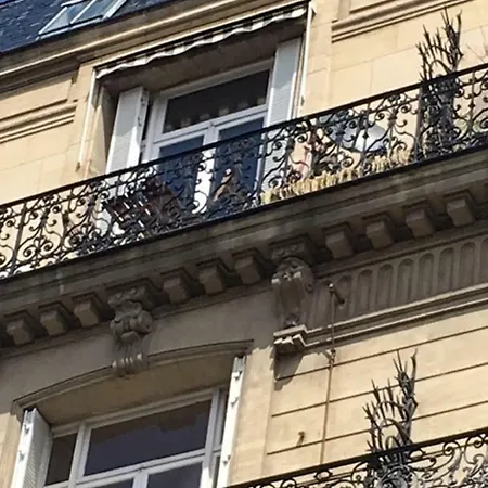 Апартаменты Champs Elysees